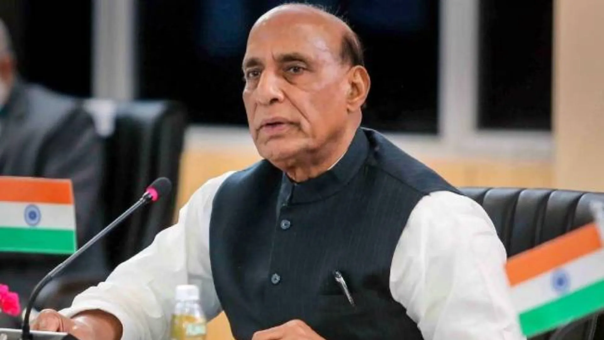 रक्षा मंत्री ने अरुणाचल प्रदेश में 18 BRO परियोजनाओं का किया उद्घाटन, 3 सड़कें, 14 पुल और एक हेलीपैड शामिल 