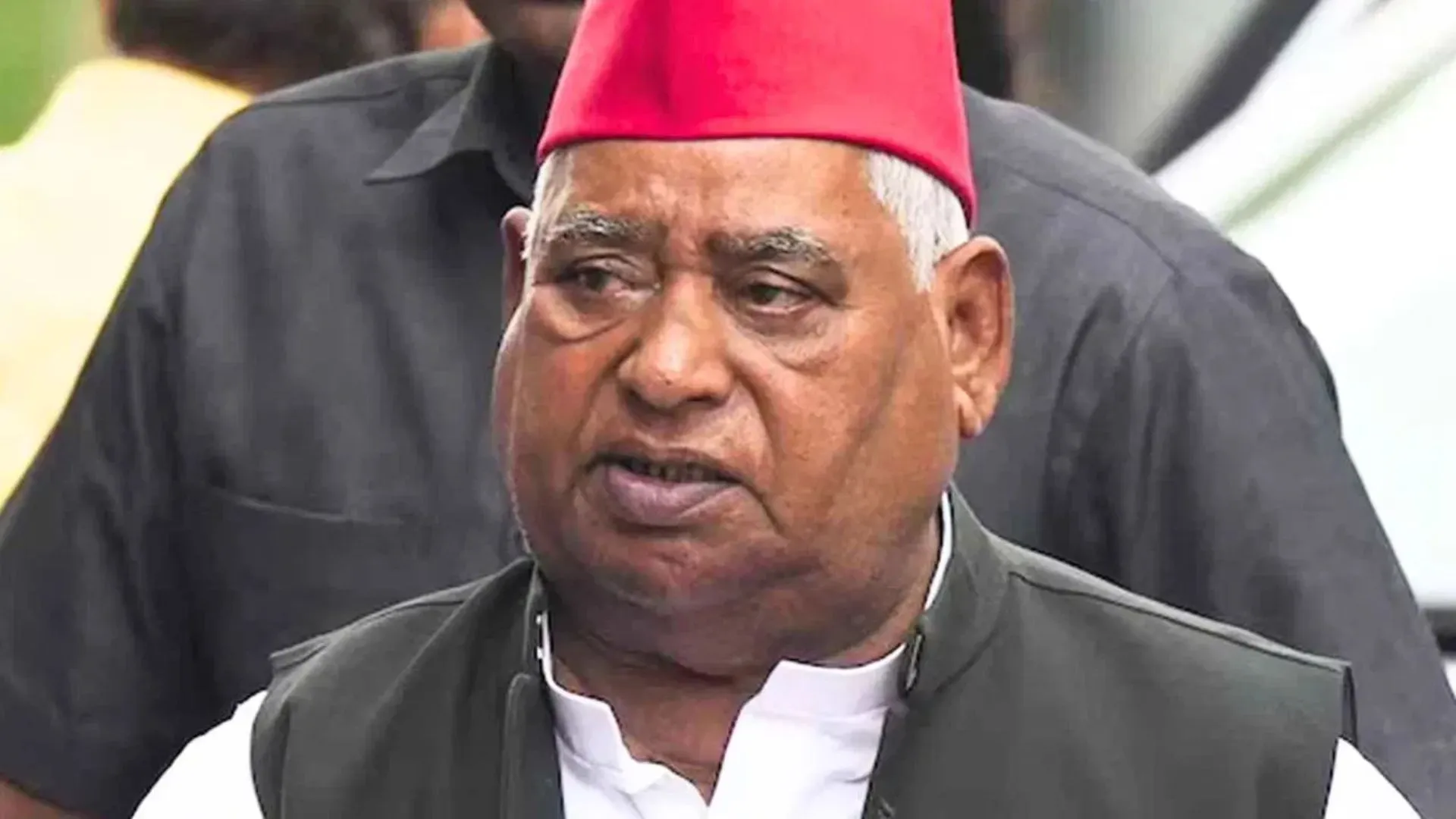 UP: मिल्कीपुर सीट से उपचुनाव का रास्ता होगा साफ, सपा सांसद अवधेश प्रसाद के खिलाफ मुकदमा वापस लेंगे बाबा गोरखनाथ 