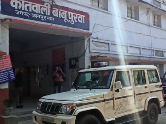 कानपुर में एंकर पति ने पत्नी को मारपीट कर छत पर फेंका गला दबाने का प्रयास...पुलिस ने पति समेत आरोपियों के खिलाफ दर्ज की रिपोर्ट