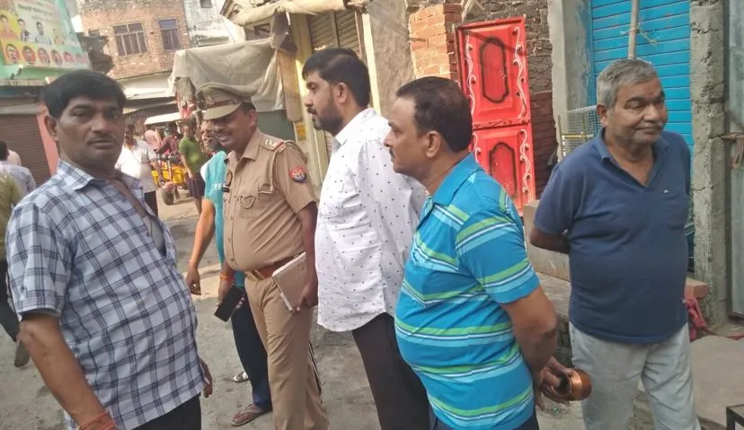 Kasganj: चोरों ने एक ही दुकान को 5 बार बनाया निशाना, चंद कदम पर चौकी...नहीं पुलिस का खौफ