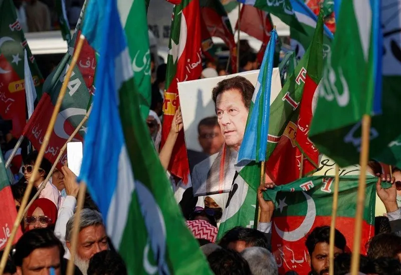 पाकिस्तान की सैन्य अदालत का फैसला: 2023 के दंगों में शामिल 60 लोगों को सुनाई सजा