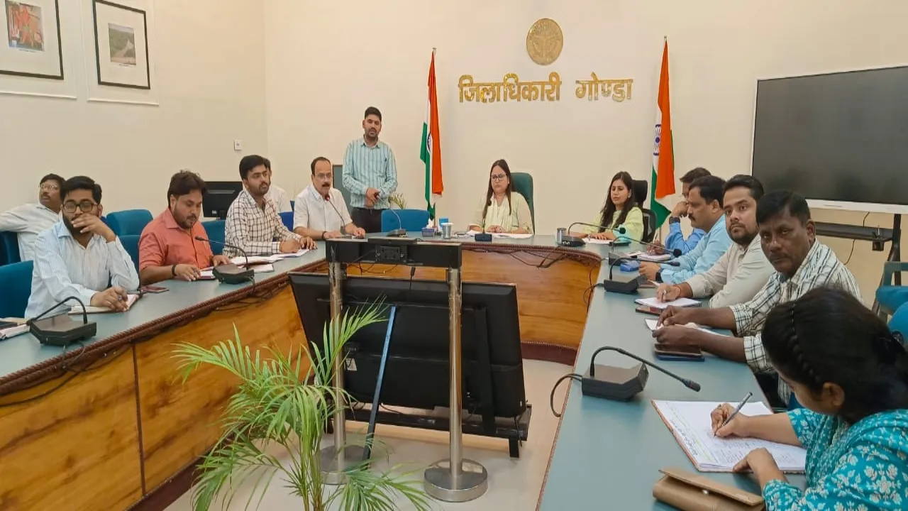 Gonda News: राशन कार्ड नहीं है तो बनवाइए फैमिली आईडी कार्ड, मिलेगा सरकारी योजनाओं का लाभ