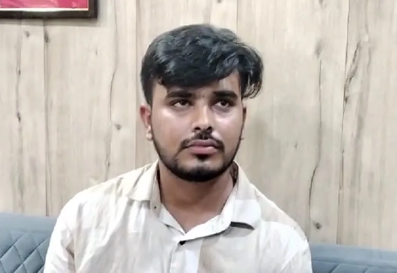 मुरादाबाद : जिला खनन अधिकारी कार्यालय का कंप्यूटर ऑपरेटर 20 हजार घूस लेते गिरफ्तार, मांगे थे तीन लाख रुपए 