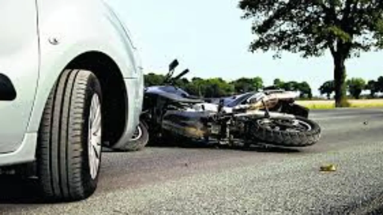 हर महीने 12 हजार लोग गवा रहे जान, सड़क हादसे बन रहा बड़ी वजह