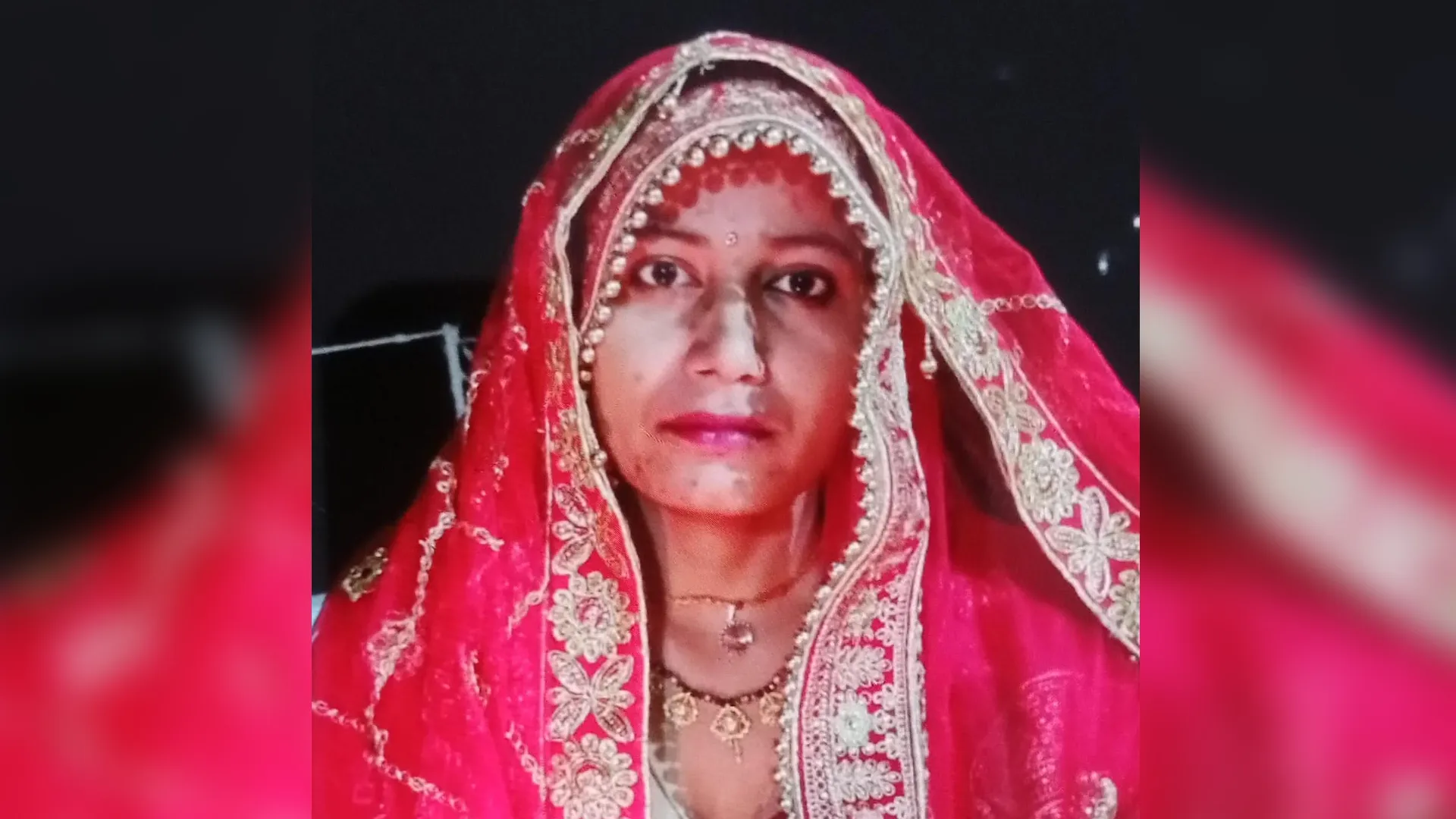 अमरोहा : फंदे से लटका मिला महिला का शव, हत्या का आरोप