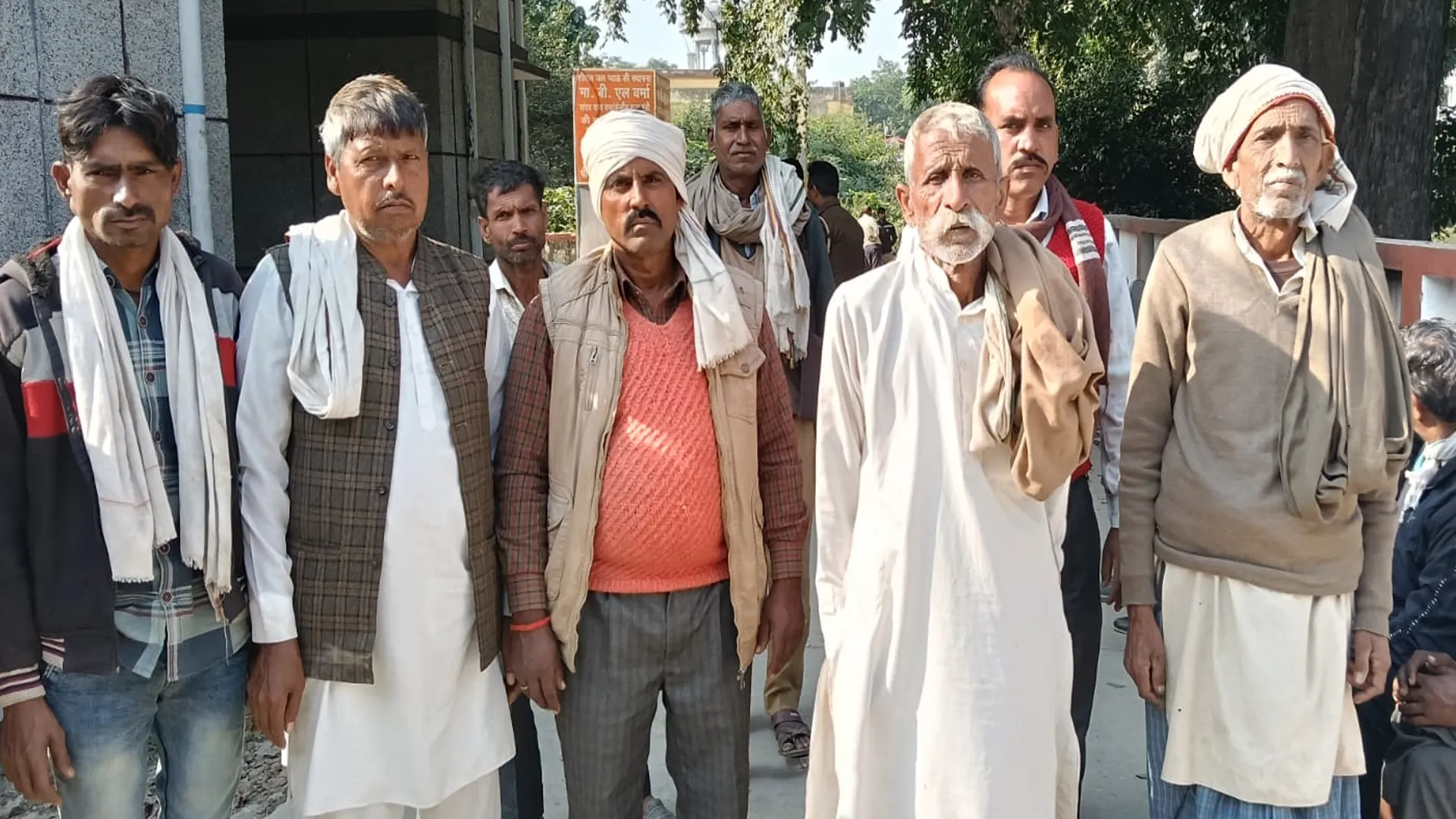 बदायूं : पत्नी से विवाद के बाद फंदे पर लटका मिला युवक का शव