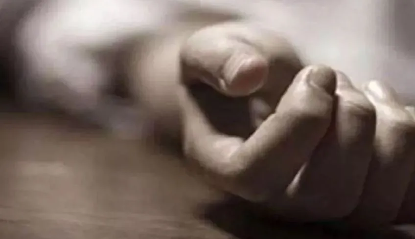 Bareilly: निजी अस्पताल में पुलिसकर्मी के पिता की मौत, हंगामा