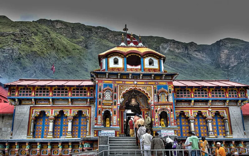 देहरादून: बदरीनाथ धाम में 24 घंटे बिजली आपूर्ति की व्यवस्था, ईएफसी की बैठक में कई अहम योजनाओं को मिली मंजूरी