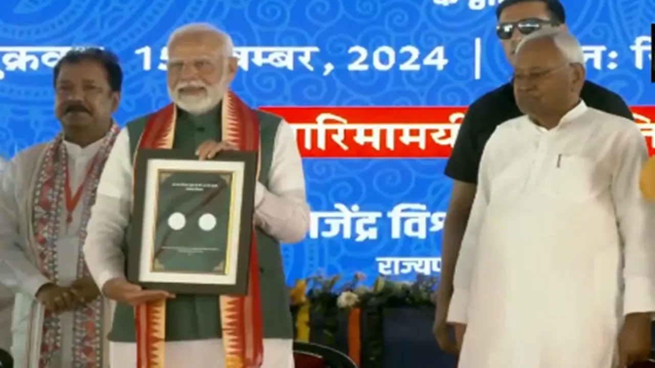 जनजातीय गौरव दिवस: पीएम मोदी ने जमुई से 6,640 करोड़ रुपये की कई विकास परियोजनाओं का किया उद्घाटन और शिलान्यास