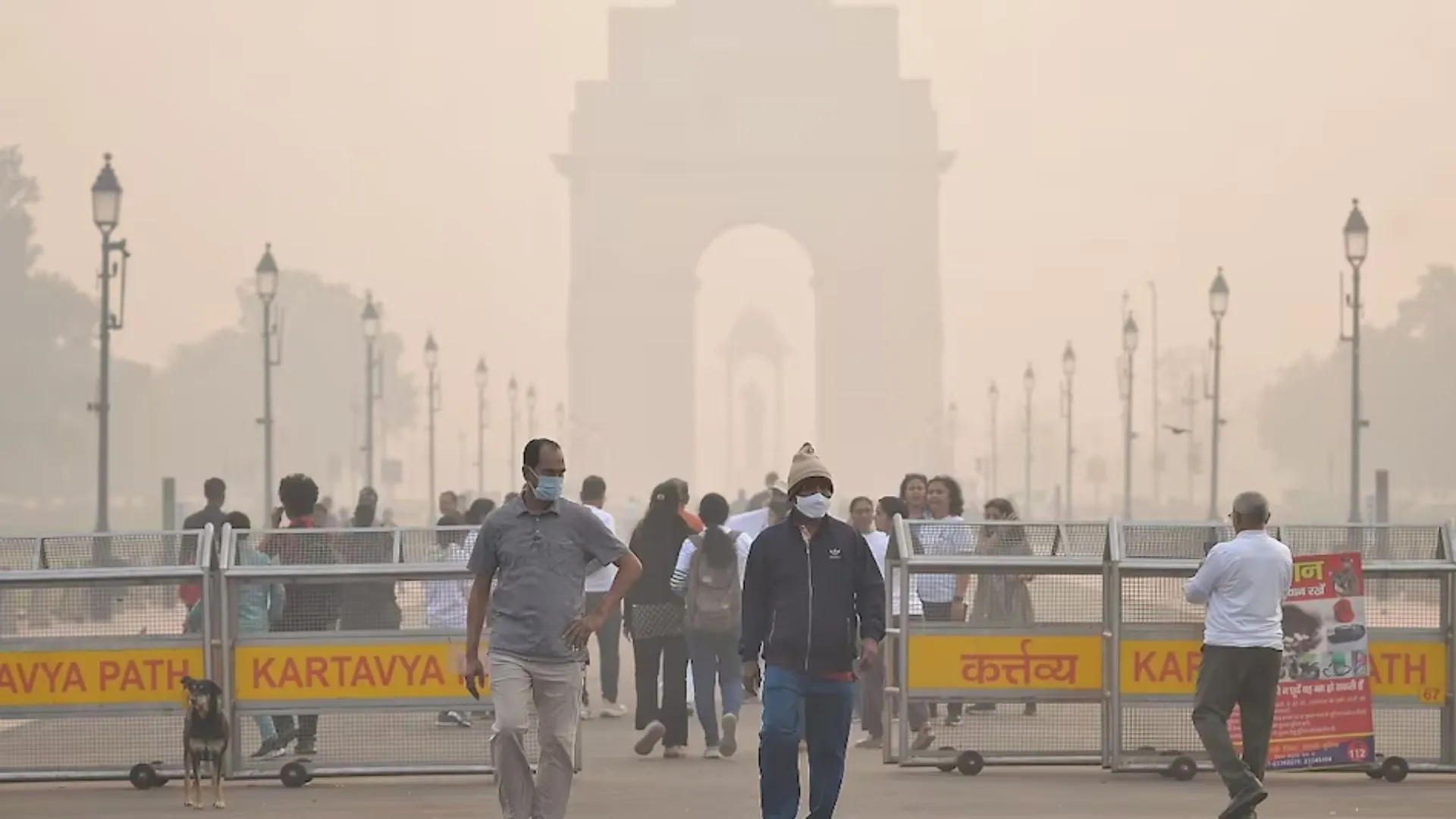 दिल्ली की वायु गुणवत्ता 420 एक्यूआई के साथ फिर ‘गंभीर’ श्रेणी में पहुंची