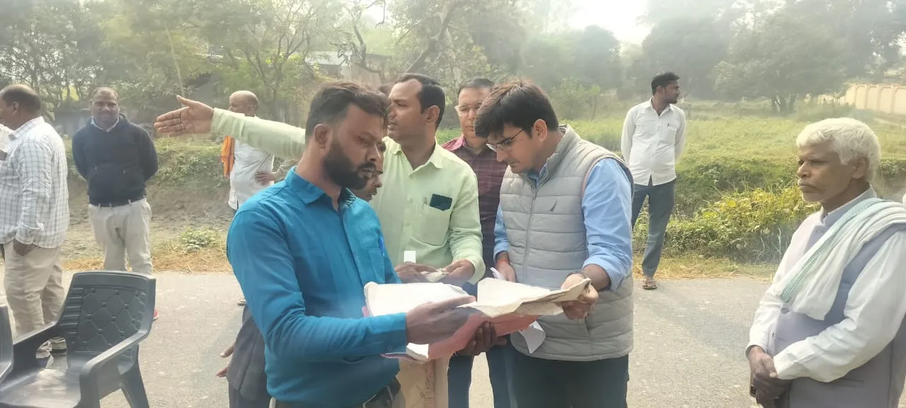 अयोध्या: पैमाइश के बाद अमौना में कचरा प्रबंधन केंद्र की स्थापना का रास्ता साफ