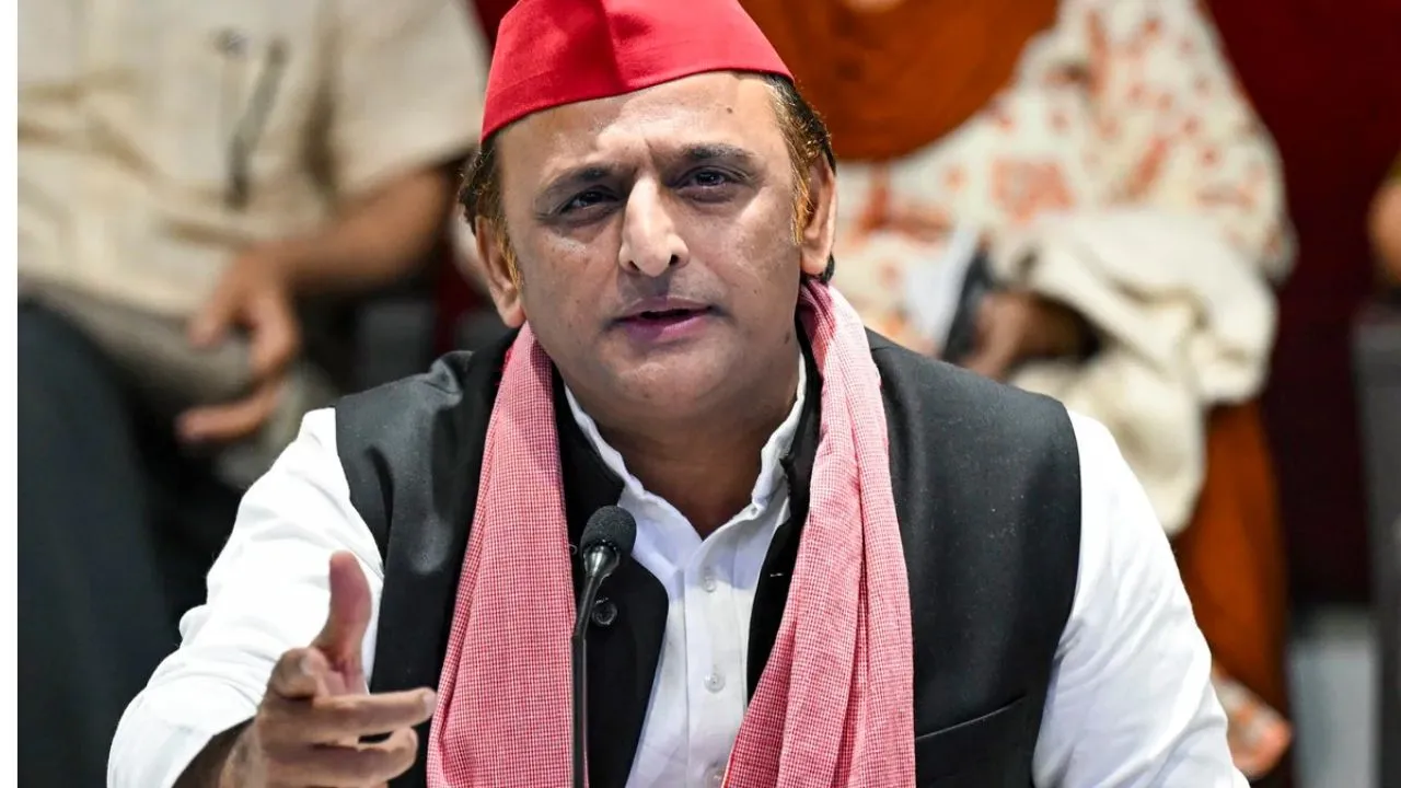 NDA का लोकतंत्र में नहीं, लूटतंत्र में विश्वास... अखिलेश बोले- भाजपा राज में फैली चुनावी धांधलियों का कूड़ा हटाना जरूरी