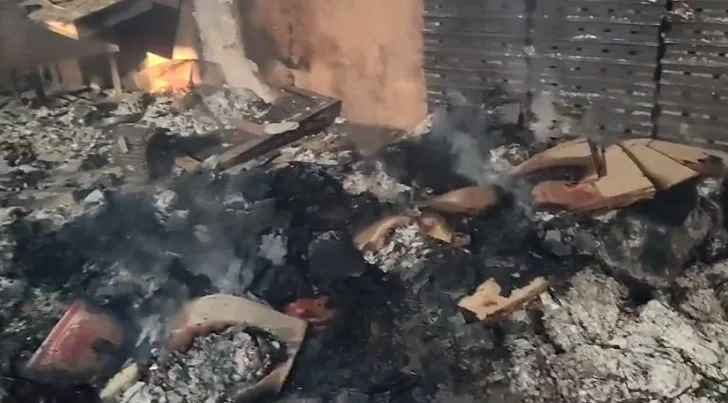 लखीमपुर-खीरी: फूड प्रोडक्ट्स प्लांट में लगी भीषण आग, लाखों का नुकसान