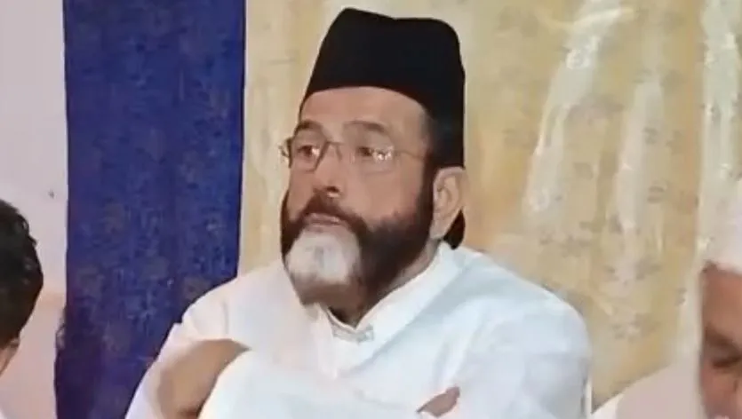 Bareilly: दिल्ली में मौलाना तौकीर रजा हाउस अरेस्ट, बोले- मुसलमान अब जुल्म के खिलाफ खामोश नहीं बैठेगा