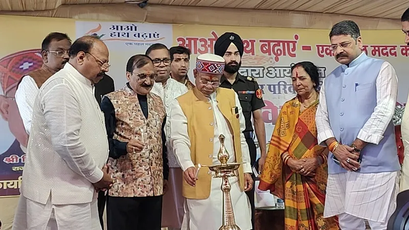 मुरादाबाद : शिव प्रताप शुक्ला बोले- आप लोग बेटियों को आगे बढ़ाएं, देश अपने आप बढ़ेगा 