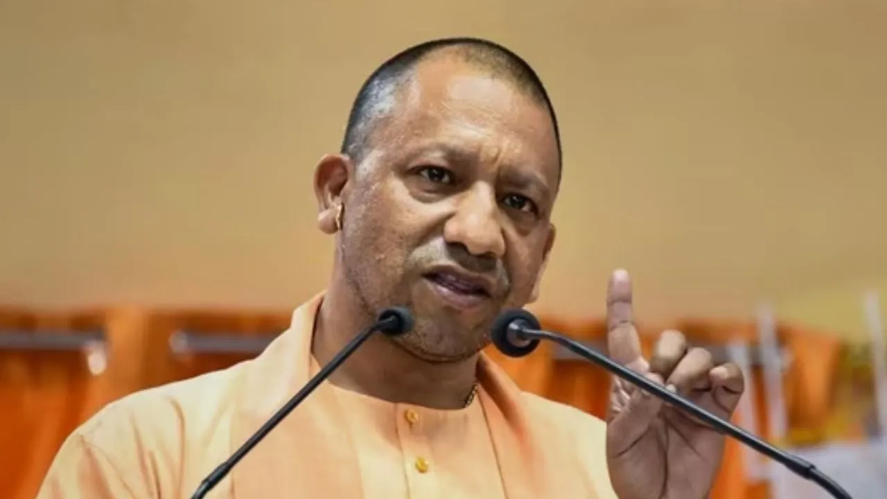 बारिश बाद सड़कें होंगी गड्ढामुक्त, ठेकेदार पर होगी सख्त कार्रवाई, CM ने जनप्रतिनिधियों से लेकर अधिकारियों तक को दिए सख्त निर्देश