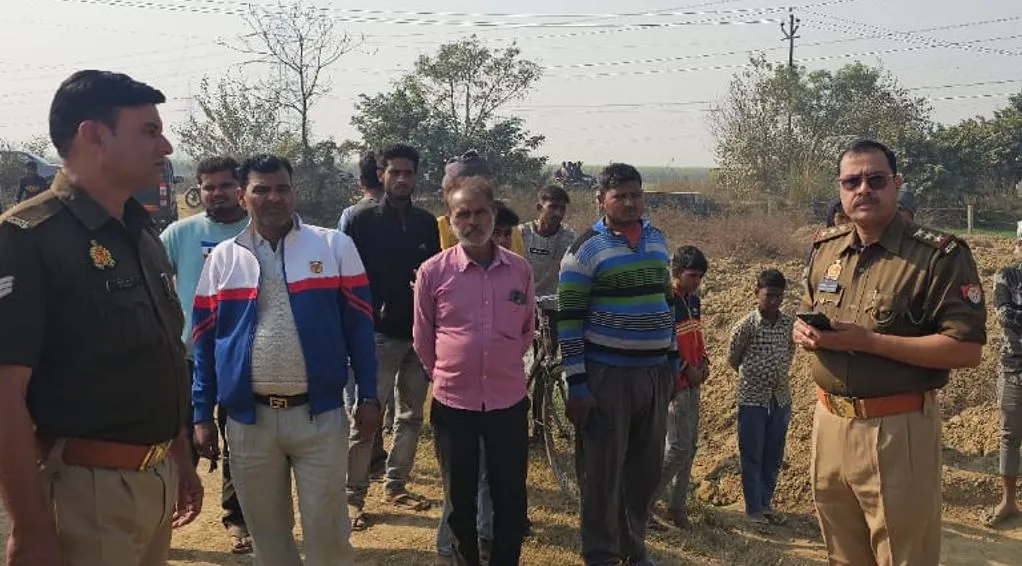 Bareilly: युवक का शव मिलने से हड़कंप, शरीर पर मिले चोट के निशान, हत्या की आशंका