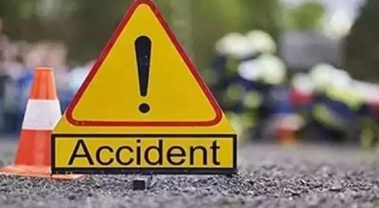 बदायूं: शादी समारोह से लौट रहे बाइक सवार को अज्ञात वाहन ने मारी टक्कर, युवक की मौत