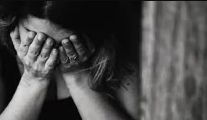 Bareilly: किराएदार के साथ सेक्स करने का बनाया दबाव, उधारी चुकाने को शौहर ने ही कर दिया बीवी का सौदा