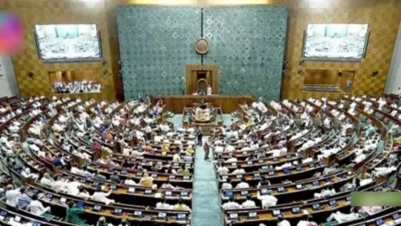 Parliament Session: राज्यसभा में सत्ता पक्ष और विपक्ष का हंगामा, कार्यवाही दिनभर के लिए स्थगित 