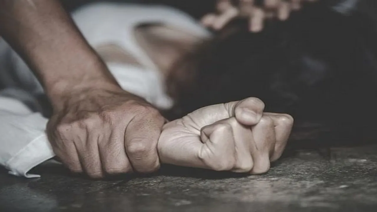 शर्मसार हुई ताज नगरी: खुद को रॉ एजेंट बता कनाडा की युवती संग किया रेप, गर्भवती हुई तो करने लगा ब्लैकमेल