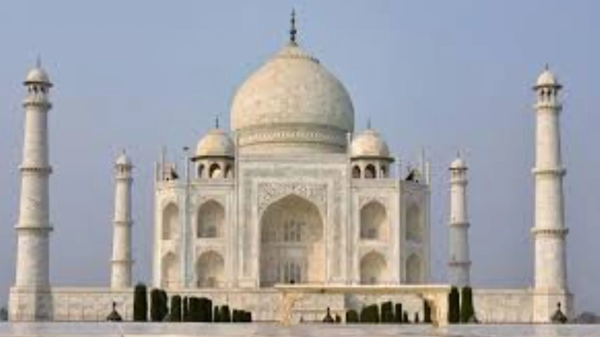 Agra News: ताजमहल को मिली बम से उड़ाने की धमकी, मचा हड़कंप...जांच जारी