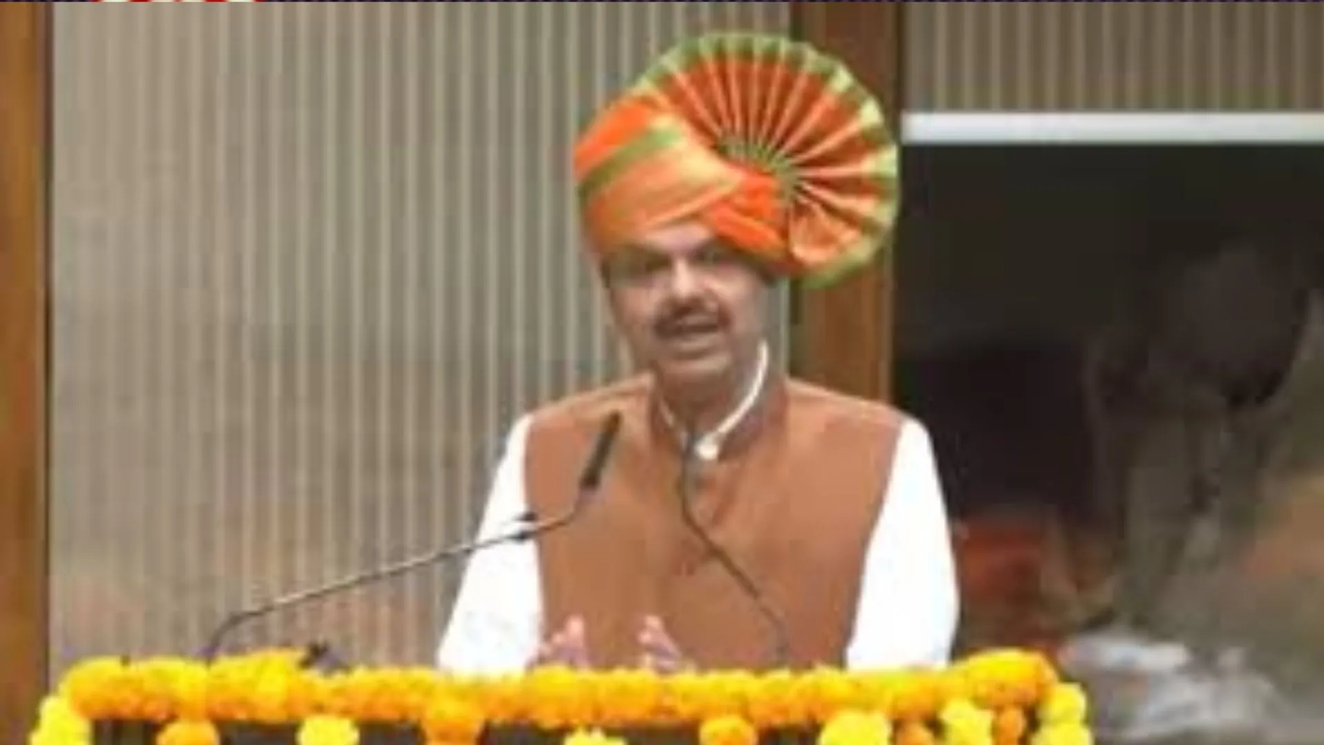 मुख्यमंत्री बनते ही देवेंद्र फडणवीस का बड़ा फैसला, Bone Marrow Transplant की प्रतीक्षा कर रहे मरीज को सहायता की दी मंजूरी