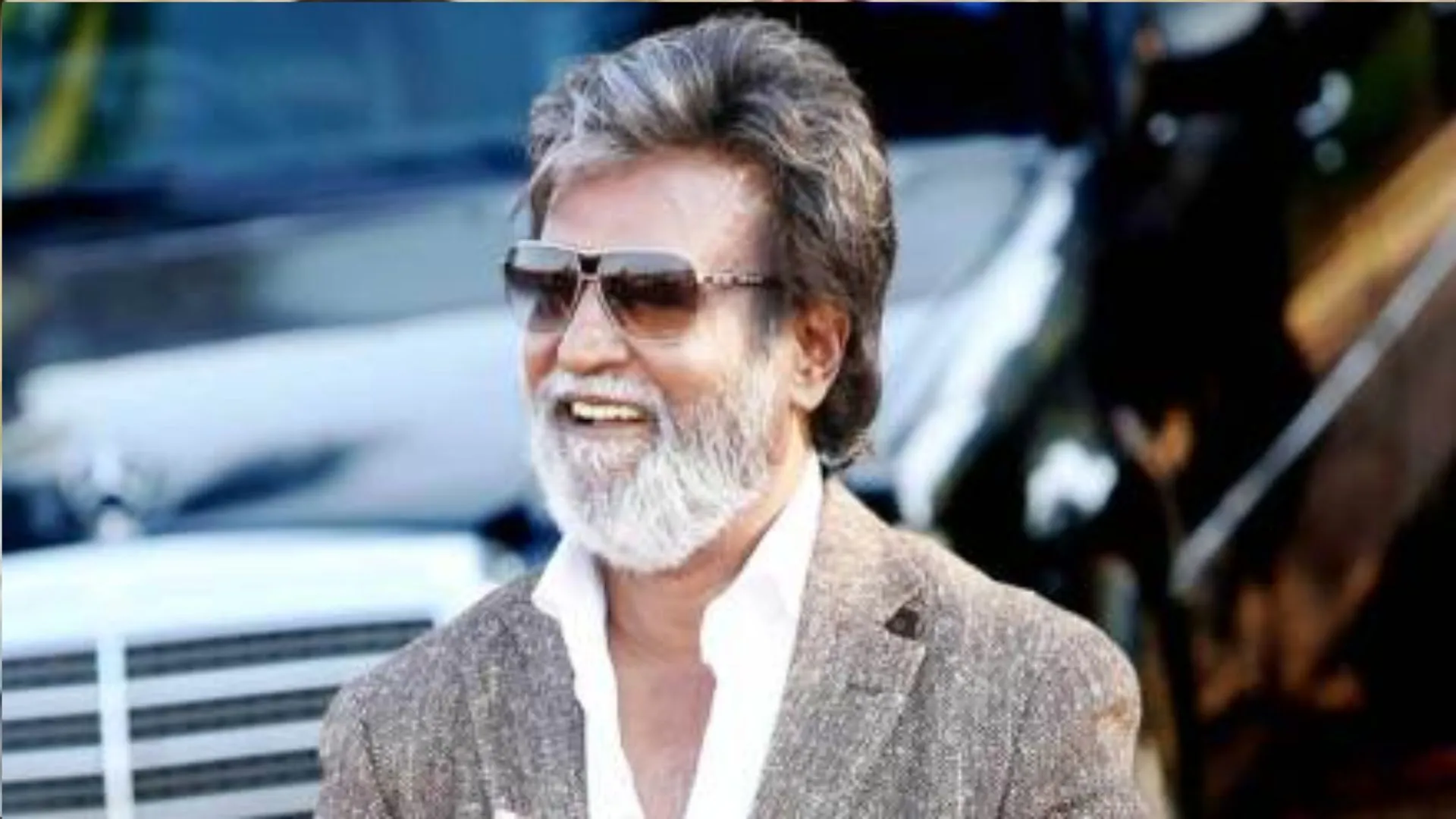 दिग्गज अभिनेता रजनीकांत का 74वां जन्मदिन, बधाइयों का लगा तांता 