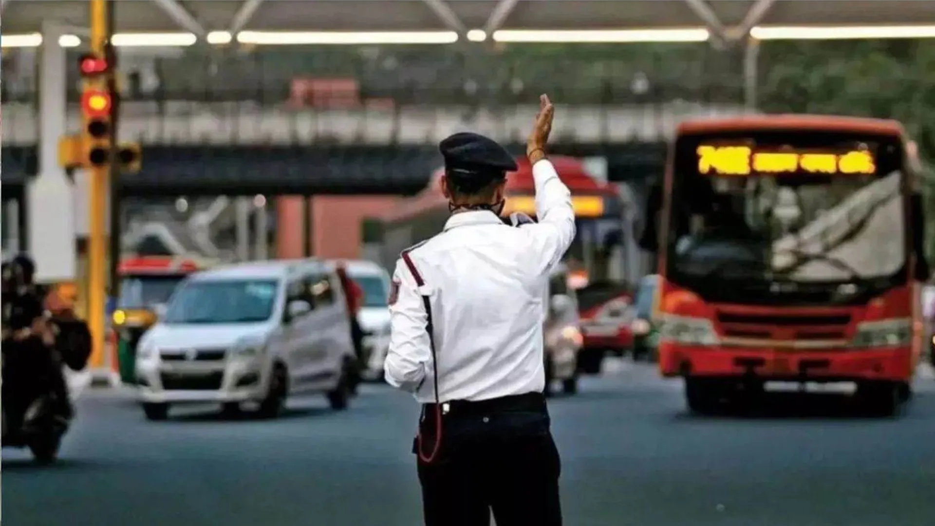 मनमोहन सिंह के अंतिम संस्कार से पहले दिल्ली यातायात पुलिस ने जारी की एडवाइजरी, इन रास्तों पर जाने से करें परहेज