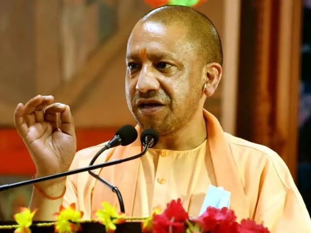 Kanpur: CM Yogi ने तकनीक से जुड़ने की दी सीख, बोले- जो समाज विज्ञान व रिफॉर्म से भागा, वह कभी आगे नहीं बढ़ पाया 