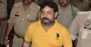 Kanpur: अवनीश दीक्षित की बढ़ीं मुश्किलें; प्रेस क्लब के पूर्व अध्यक्ष समेत इन 16 सदस्यों पर हुई गैंगस्टर की कार्रवाई... 