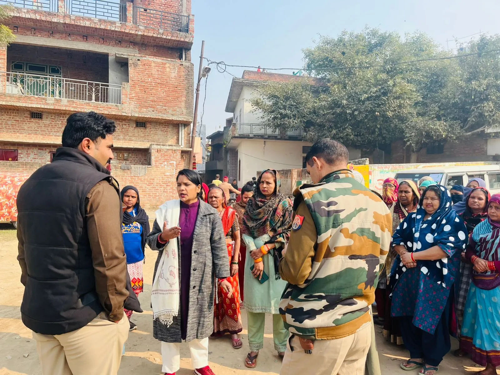 शाहजहांपुर: कांग्रेसियों को पुलिस ने रोका, विधानसभा घेराव के लिए लखनऊ कूच कर रहे थे सभी