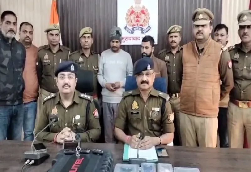 मुरादाबाद : ऑटो लिफ्टर गैंग के दो सदस्य गिरफ्तार, दो आरोपी फरार...चोरी की 3 कारें भी बरामद 