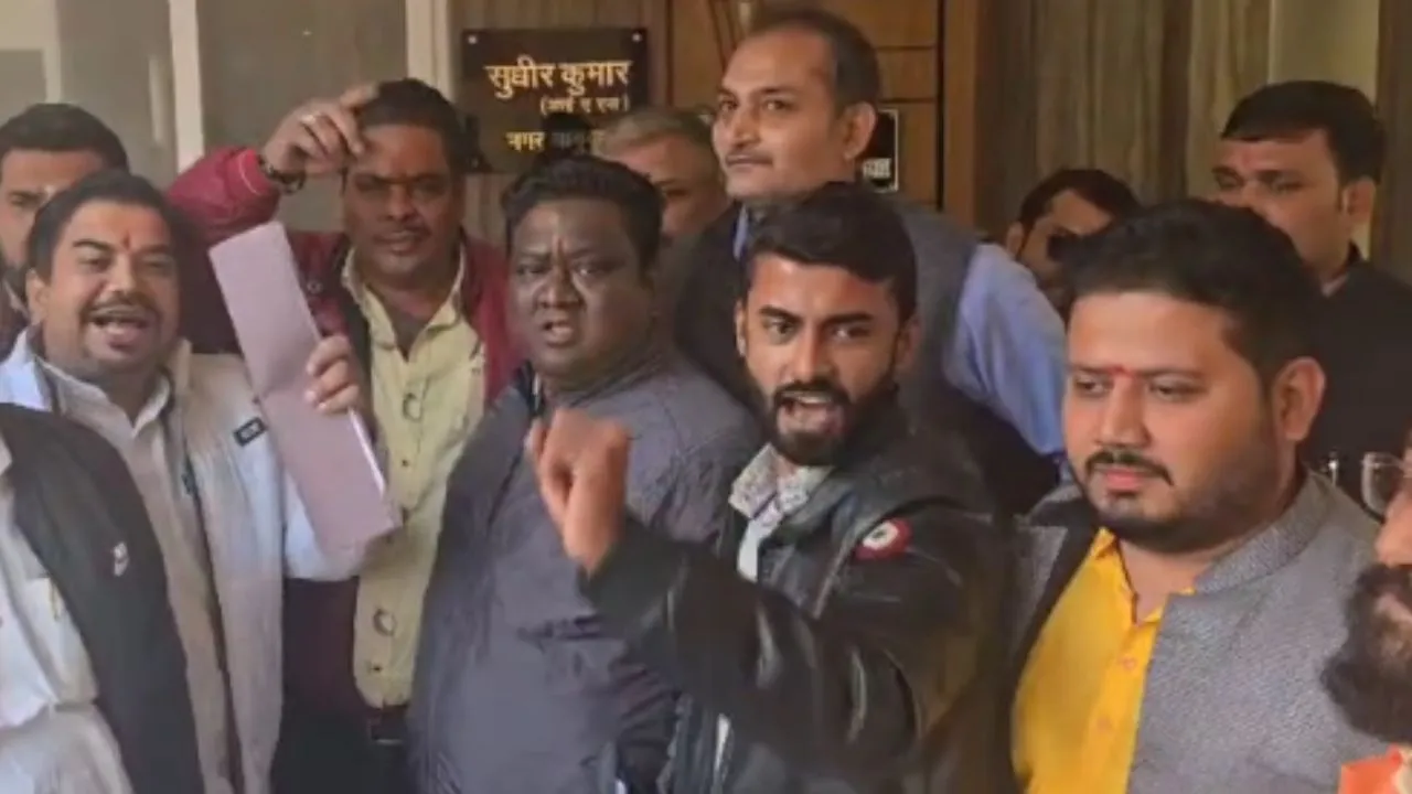 कानपुर (60)