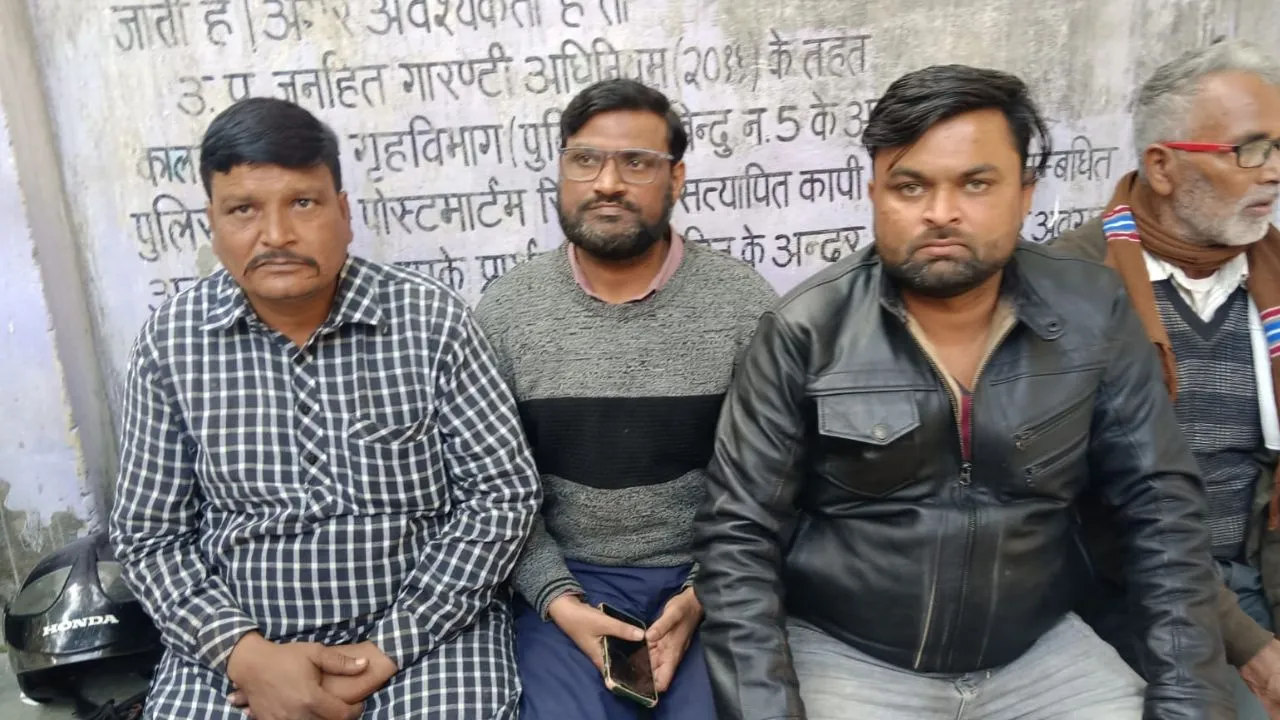 कानपुर में बेरहमी की शिकार महिला की मौत: पति ने तोड़ा था जबड़ा, शरीर को सिगरेट से गोदा, रो-रोकर बेटी ने पुलिस को सुनाई आपबीती