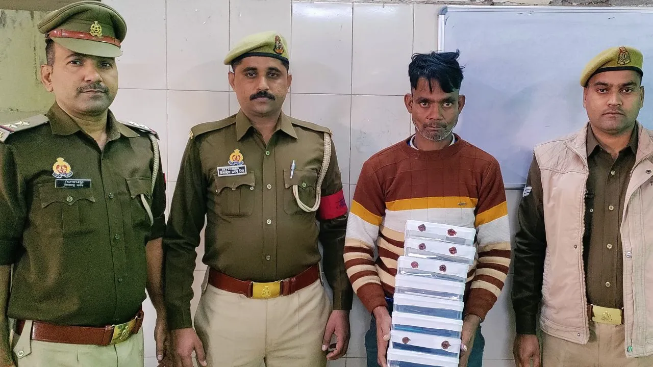 कानपुर में 30 मुकदमों में वांछित लुटेरा गिरफ्तार, छह मोबाइल बरामद: आरोपी बोला- जान पहचान कर प्रदेशों व जनपदों में करते चोरी