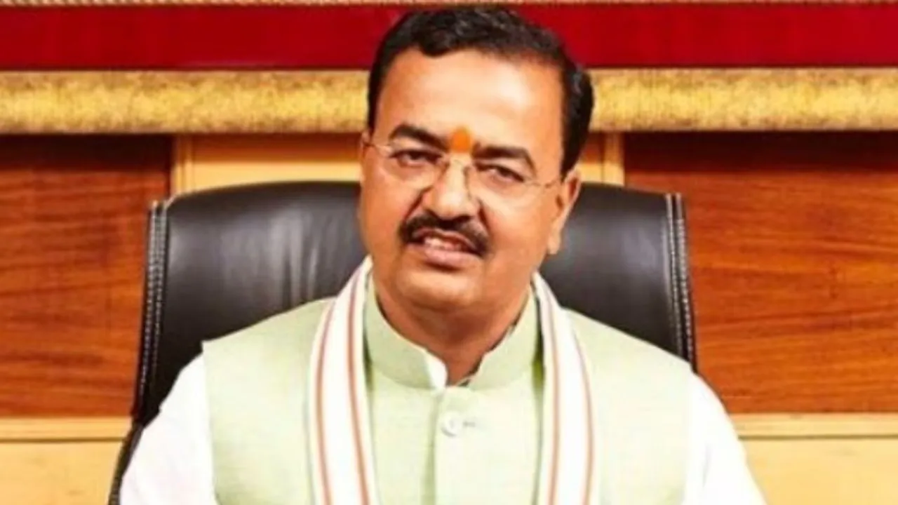 गांवों में नालियों और सड़कों के निर्माण को दें प्राथमिकता, बोले केशव प्रसाद मौर्य- मनरेगा के नियमानुसार कार्ययोजना करें तैयार 