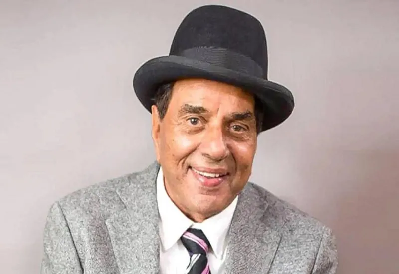 मुश्किल में अभिनेता धर्मेंद्र, दिल्ली की अदालत ने किया तलब...धोखाधड़ी से जुड़ा है मामला