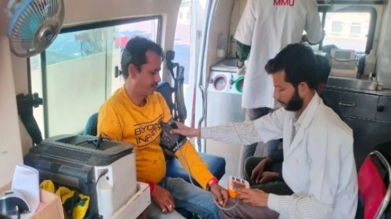 लखनऊ: MMU ने एक महीने में 3 हजार से अधिक मरीजों तक पहुंचाई निशुल्क स्वास्थ्य सेवाएं