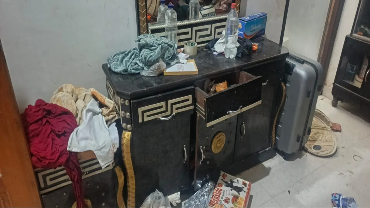 Raebareli News : चोरों ने बंद मकान का ताला तोड़ कर पार किए लाखों के गहने