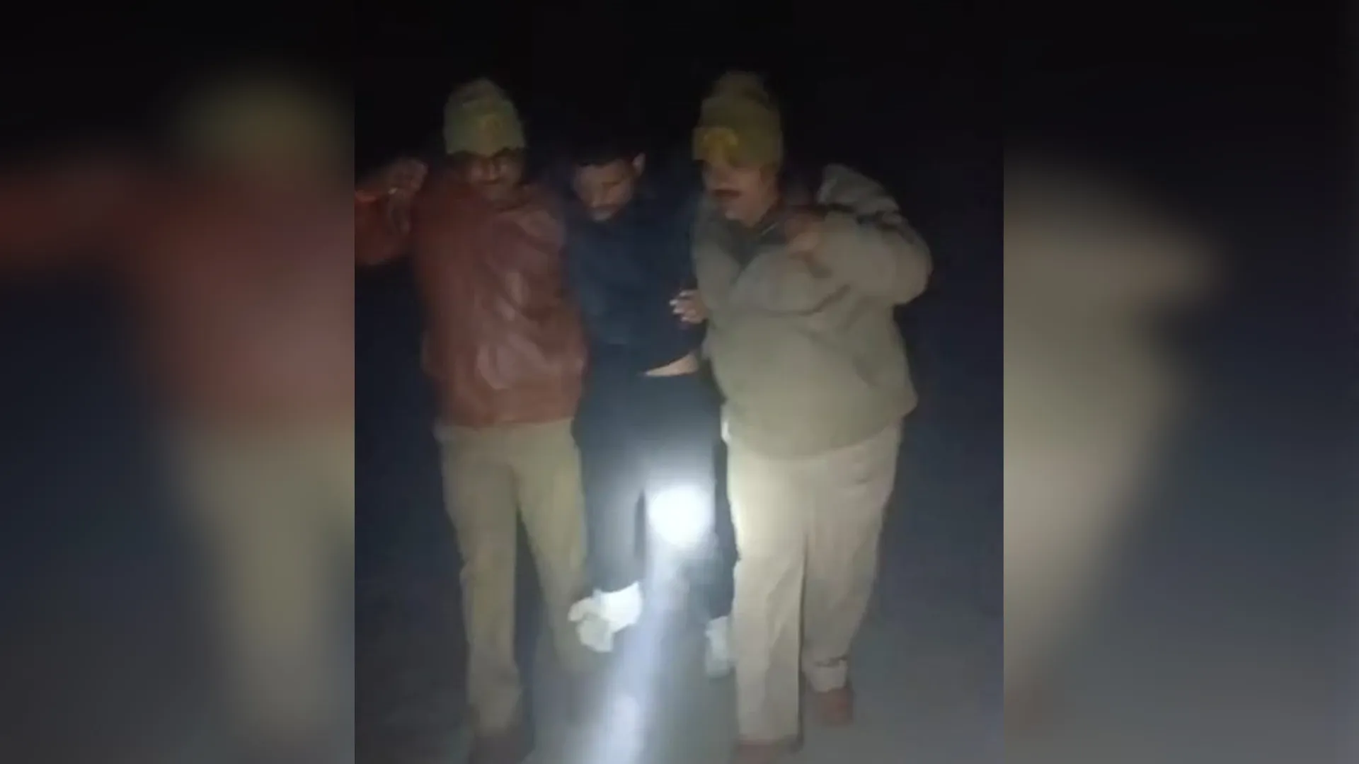 बदायूं: मुठभेड़ में गोतस्कर को लगी गोली...25 हजार का सर पर था इनाम, अब आया पुलिस के हाथ