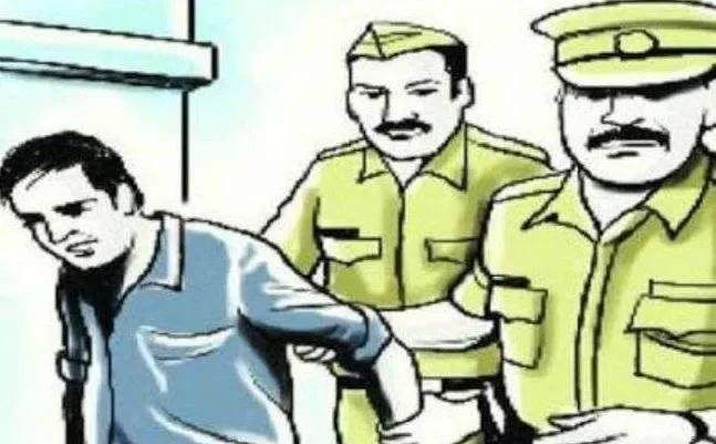 लखीमपुर खीरी: पुलिस अस्पताल संचालक को कोतवाली लाई...पूछताछ कर छोड़ा, अब बता रही फरार
