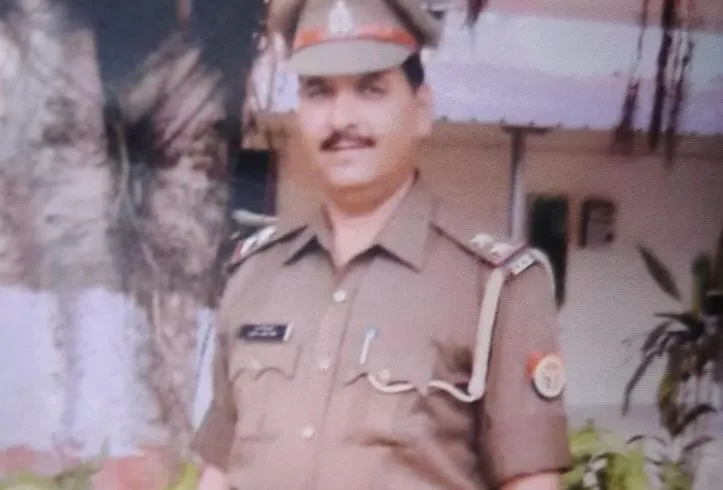 Bareilly: दरोगा को IG ने जबरन कर दिया रिटायर, जानें क्या था जुर्म? पुलिसकर्मियों में खलबली!