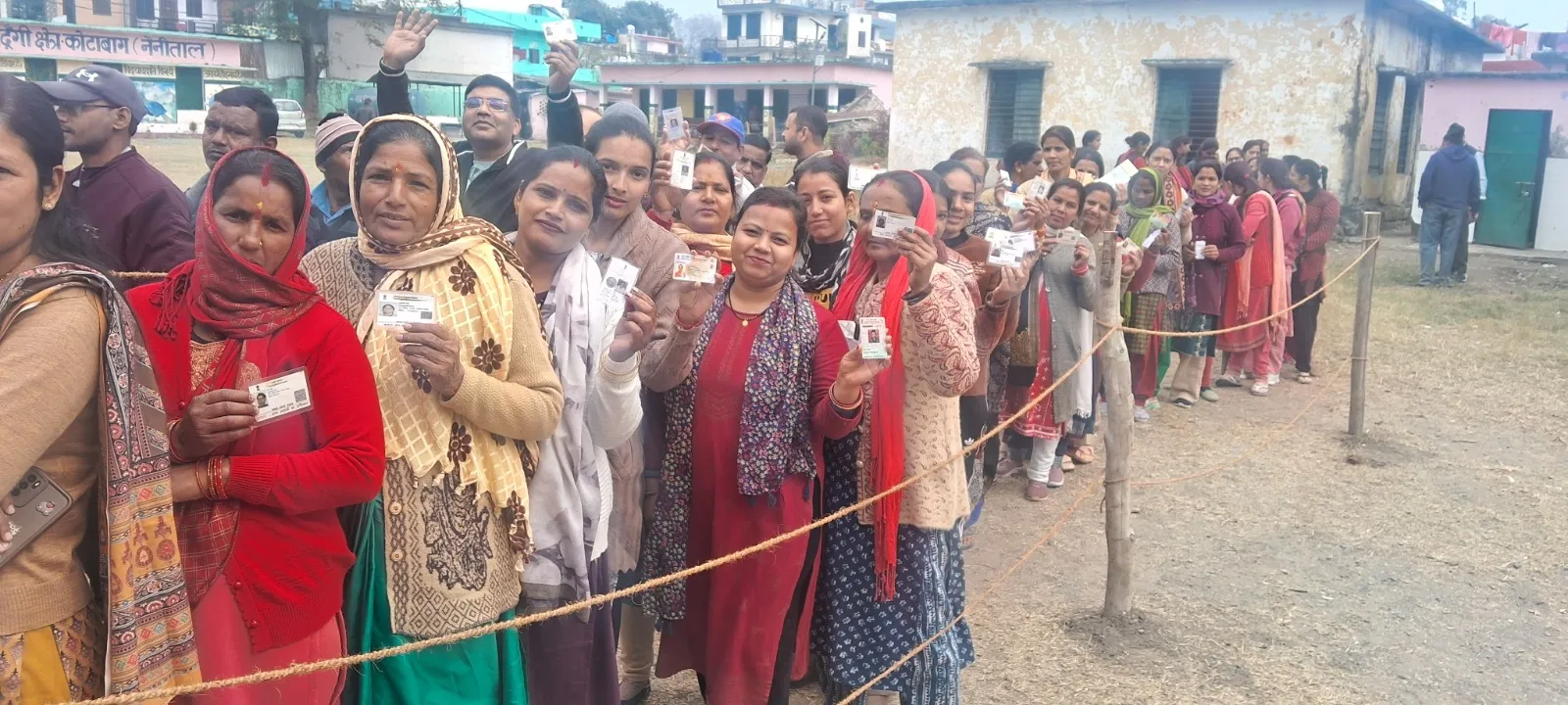 कालाढूंगी में 60 प्रतिशत से अधिक मतदान