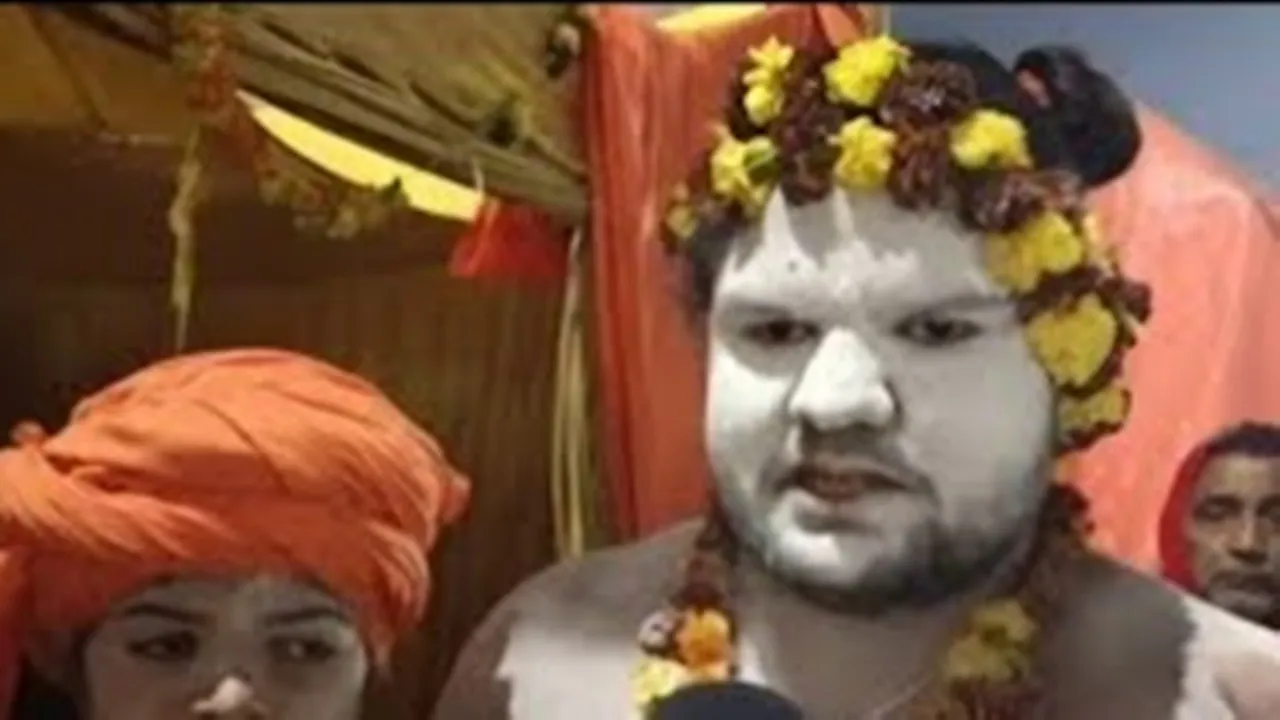 महाकुंभ में गुजरात से आए नागा संन्यासी ने बागेश्वर बाबा को दी चुनौती, कहा- सुधर जाओ...