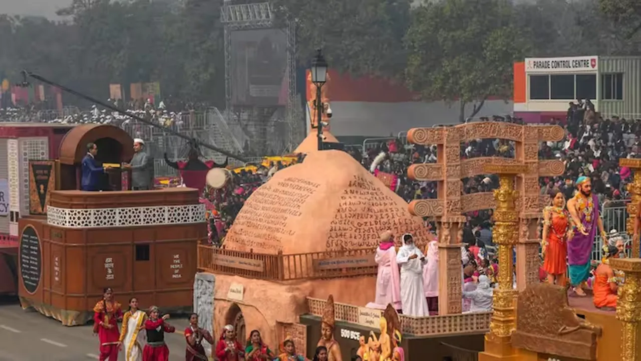 Republic Day 2025: गणतंत्र दिवस पर महाकुंभ थीम पर आधारित होगी UP की झांकी, अमृत स्नान से लेकर समुद्र मंथन की दिखेगी झलक