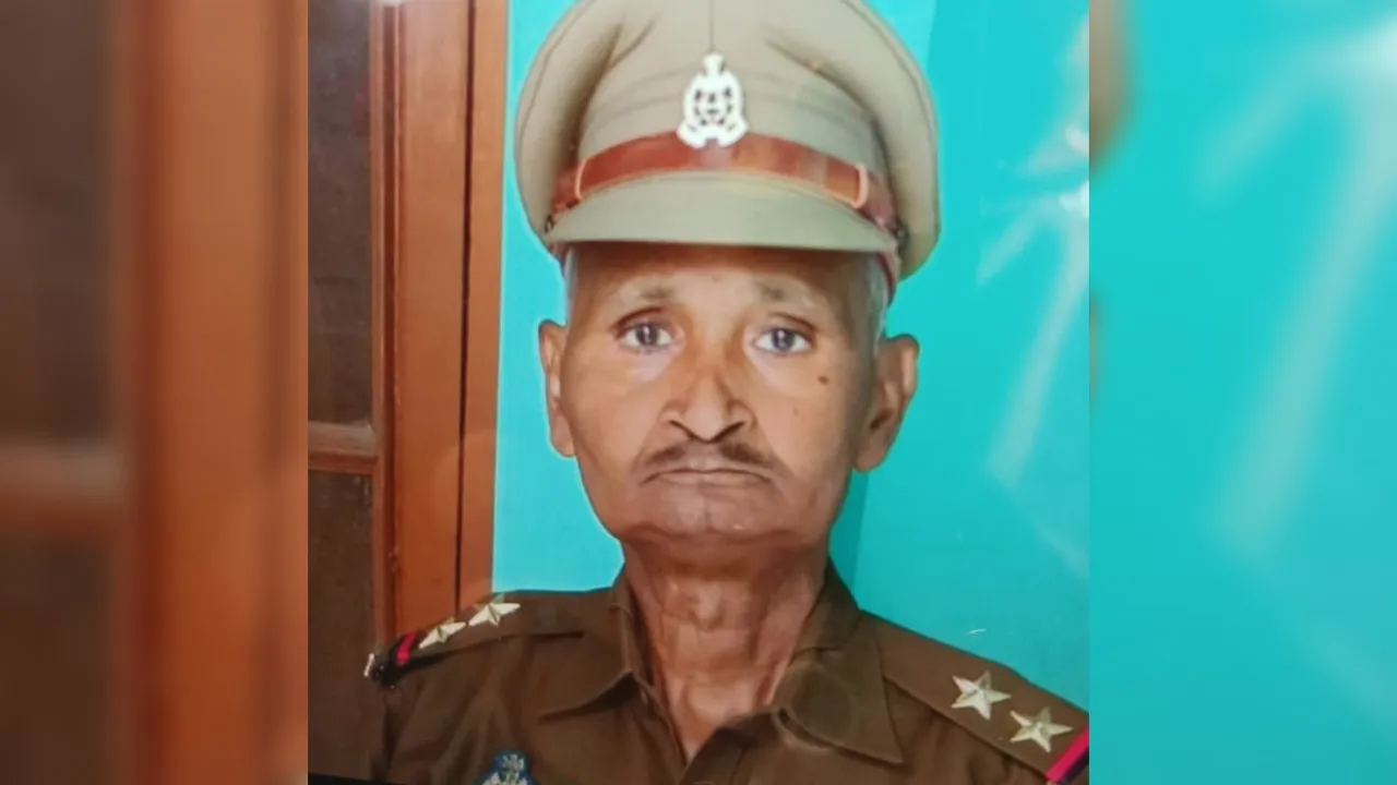 Kanpur में दरोगा की मौत: घर पर अचानक गिर पड़े, फेफड़े के कैंसर से थे पीड़ित, परिजन बोले- कीमोथेरेपी से हुए कमजोर