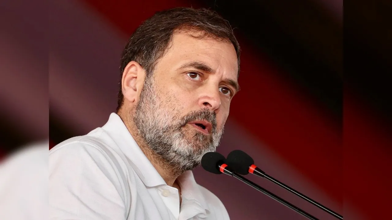 राहुल गांधी बोले- 'संविधान की रक्षा की चल रही है लड़ाई...भाजपा देश में फैलाती नफरत और हिंसा'