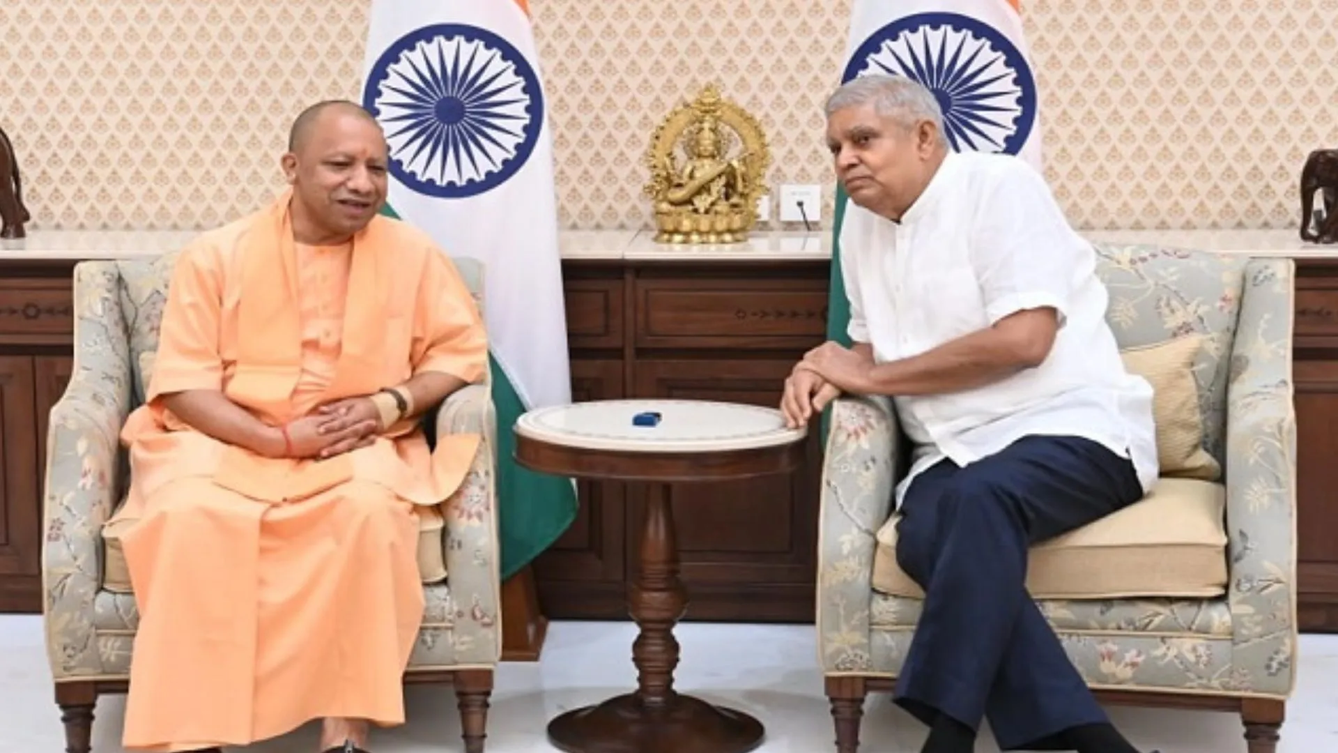 'विकास व विरासत प्रगति पथ पर उत्तर प्रदेश' होगी यूपी स्थापना दिवस की थीम, उपराष्ट्रपति जगदीप धनखड़ होंगे शामिल 