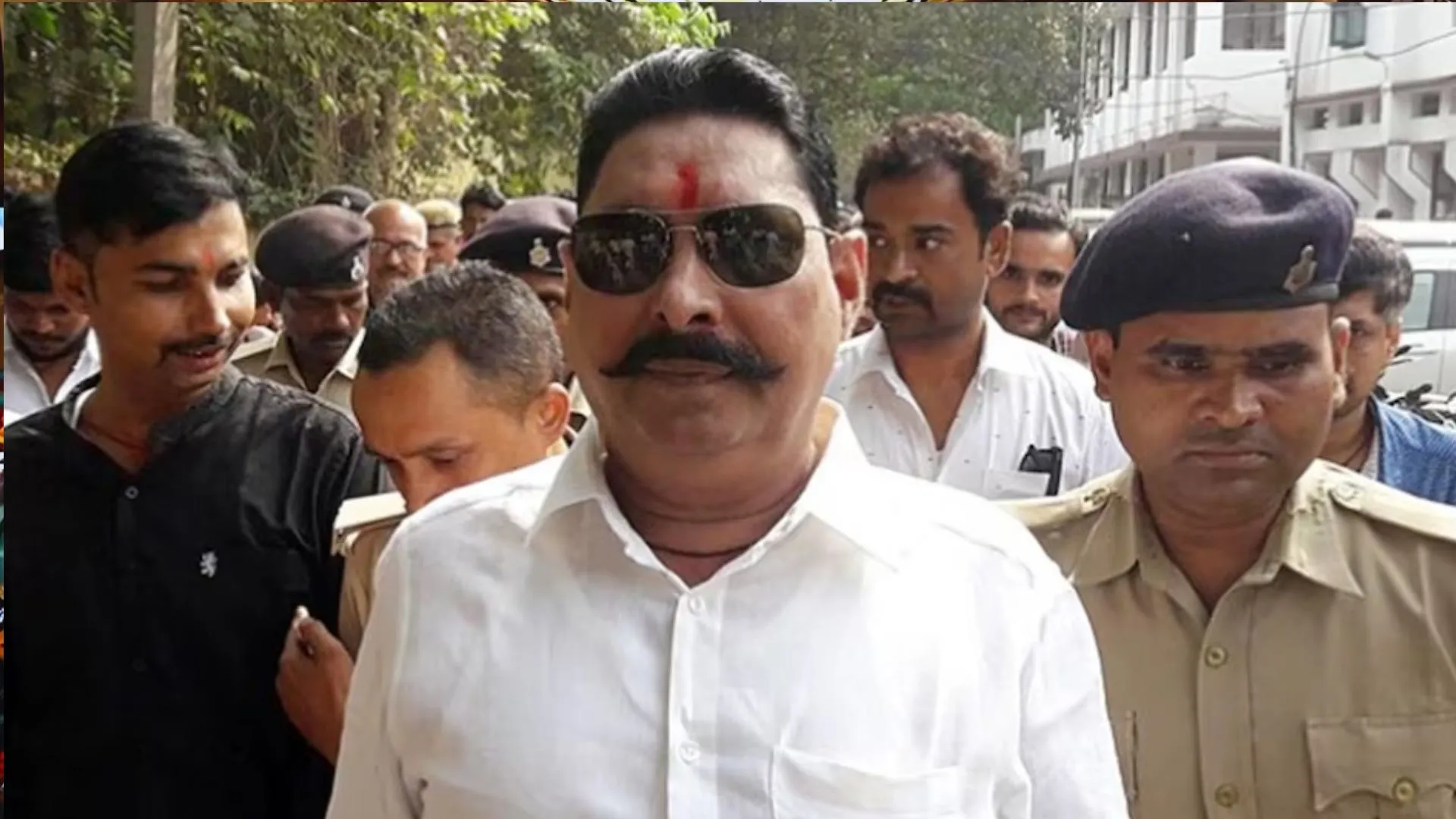 मोकामा गोलीकांड: बाहुबली अनंत सिंह ने कोर्ट में किया सरेंडर, अदालत ने भेजा जेल